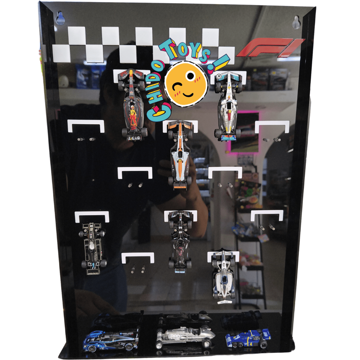 Exhibidor F1 para Autos a Escala 1/64 con Tapa Frontal Desmontable – Chido Toys - Chido Toys