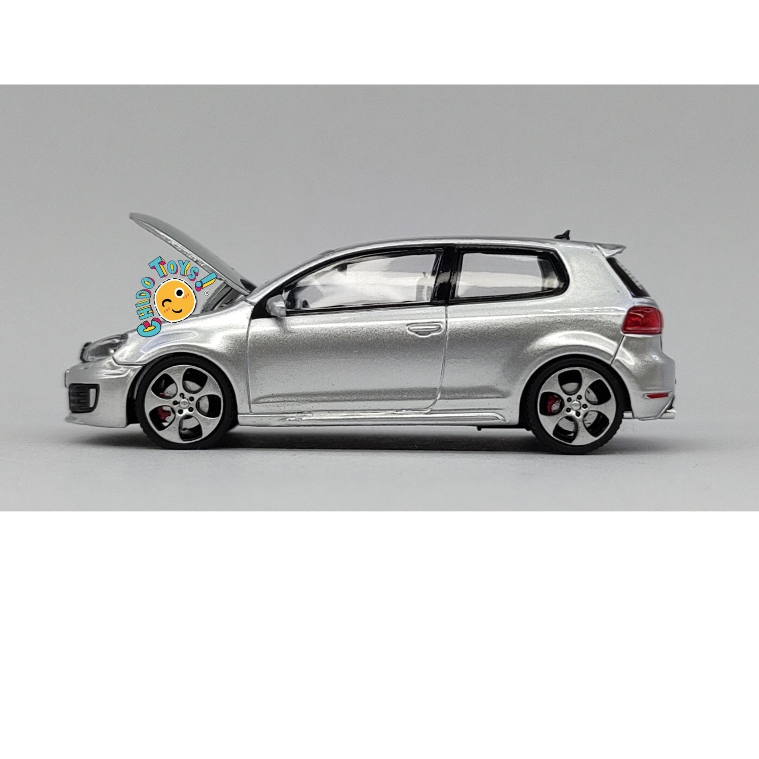 Golf GTI MK6 Plata marca Maxwell –Pasión y Detalle en Dos Versiones - Chido Toys