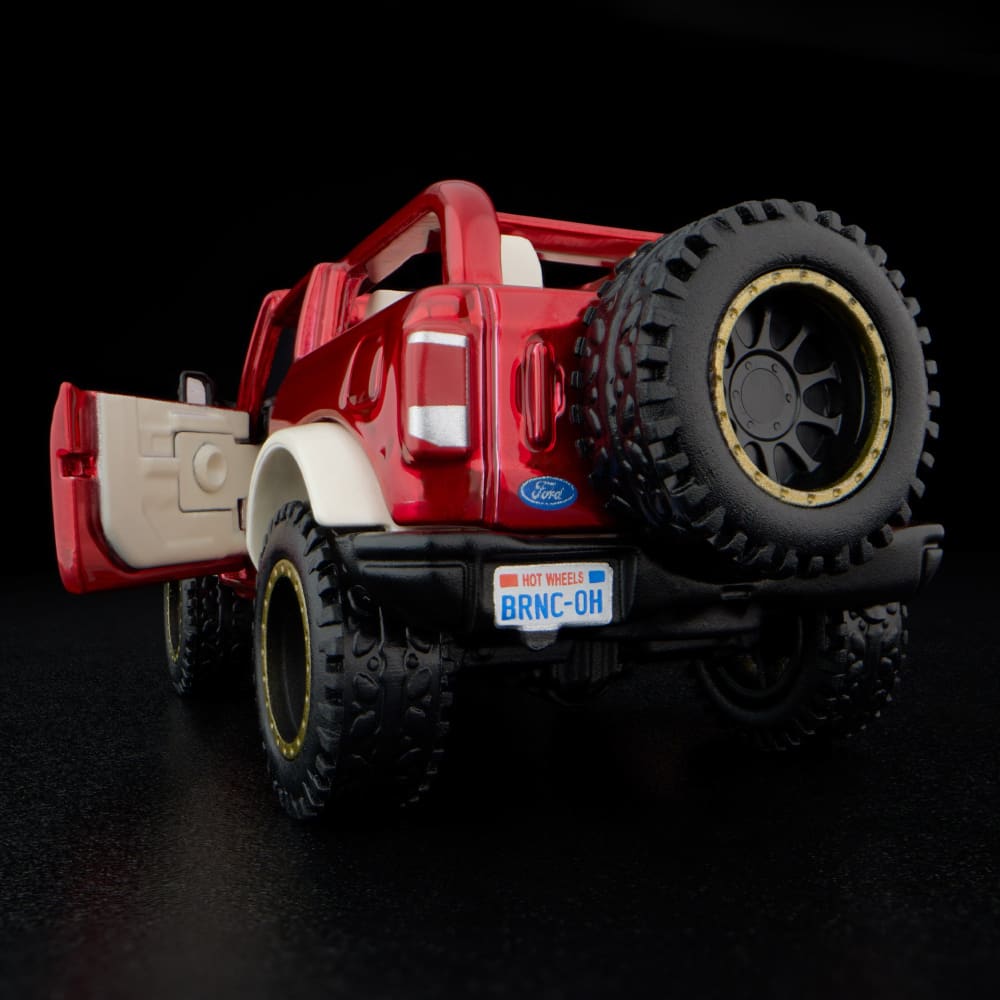 Hot Wheels RLC 2021 Ford Bronco 1:64 Spectraflame Red con puertas y techo removibles