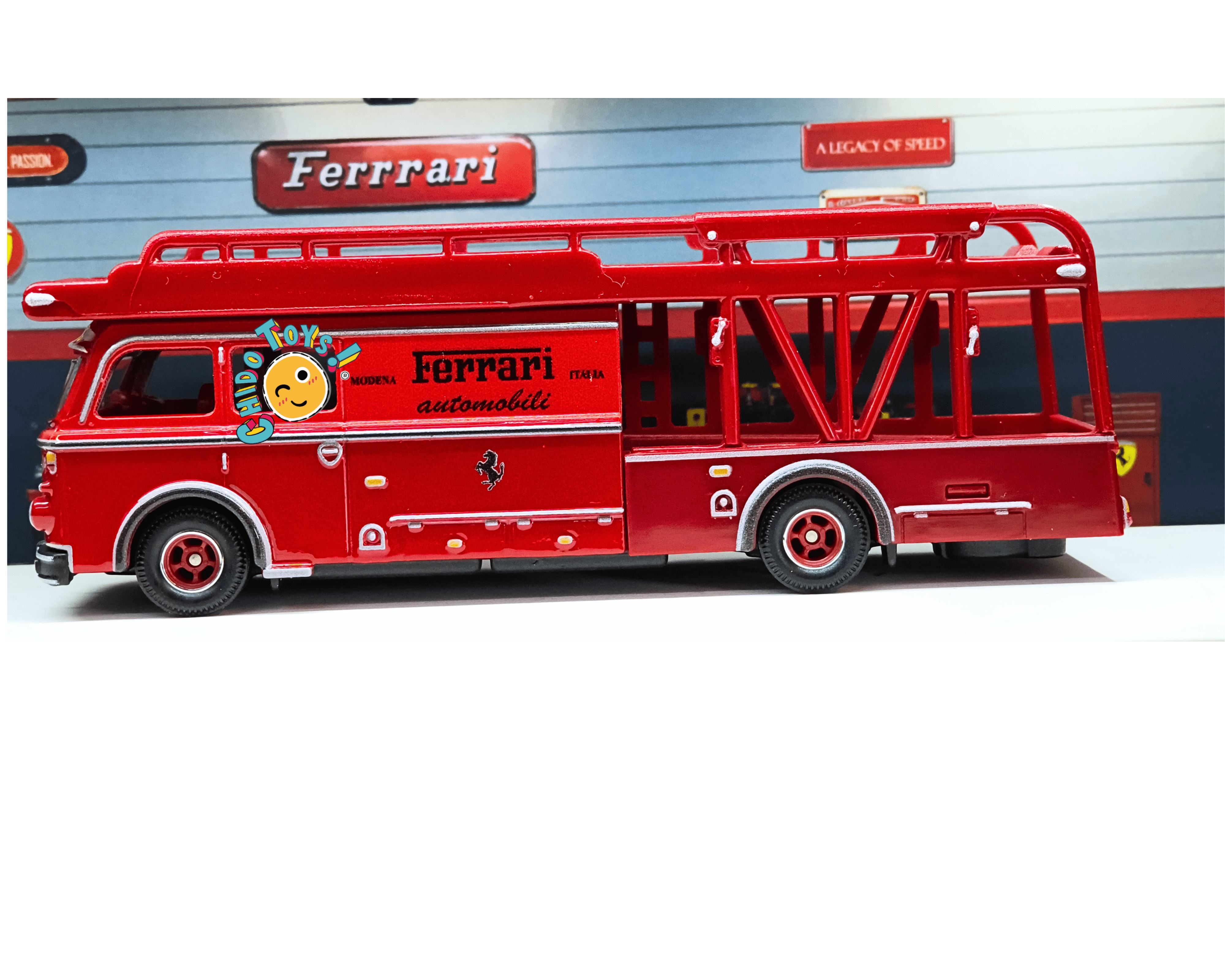 Hot Wheels Ferrari 250 GTO Team Transport 1:64 - Chido Toys