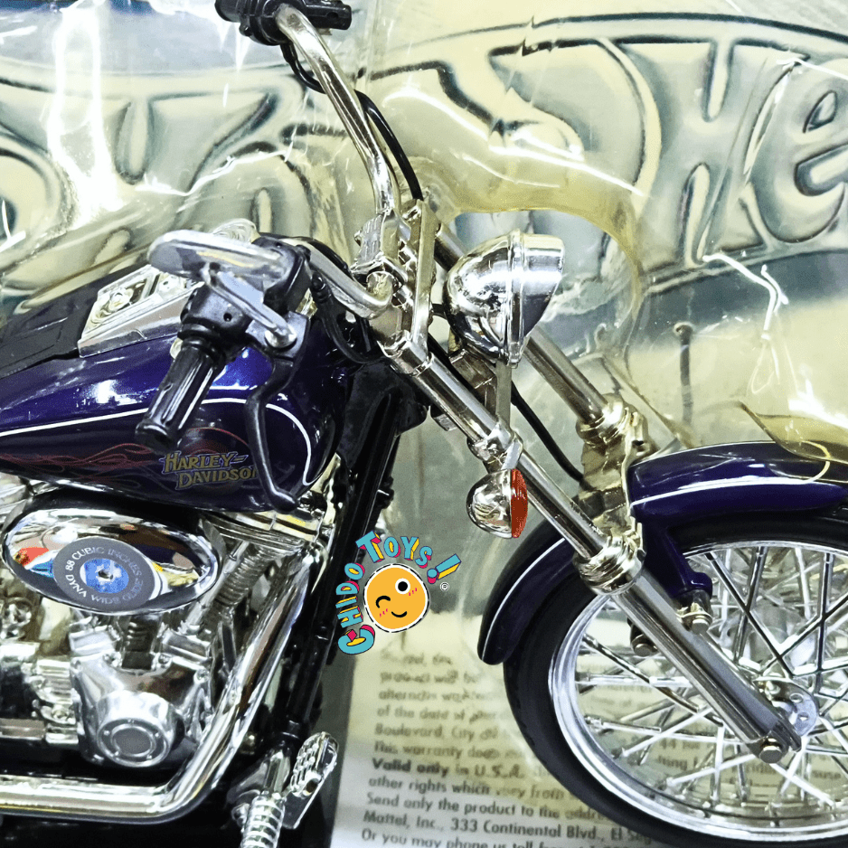 Hot Wheels Harley-Davidson Dyna Wide Glide 100th Anniversary Motocicleta 1:10 Morada - Chido Toys