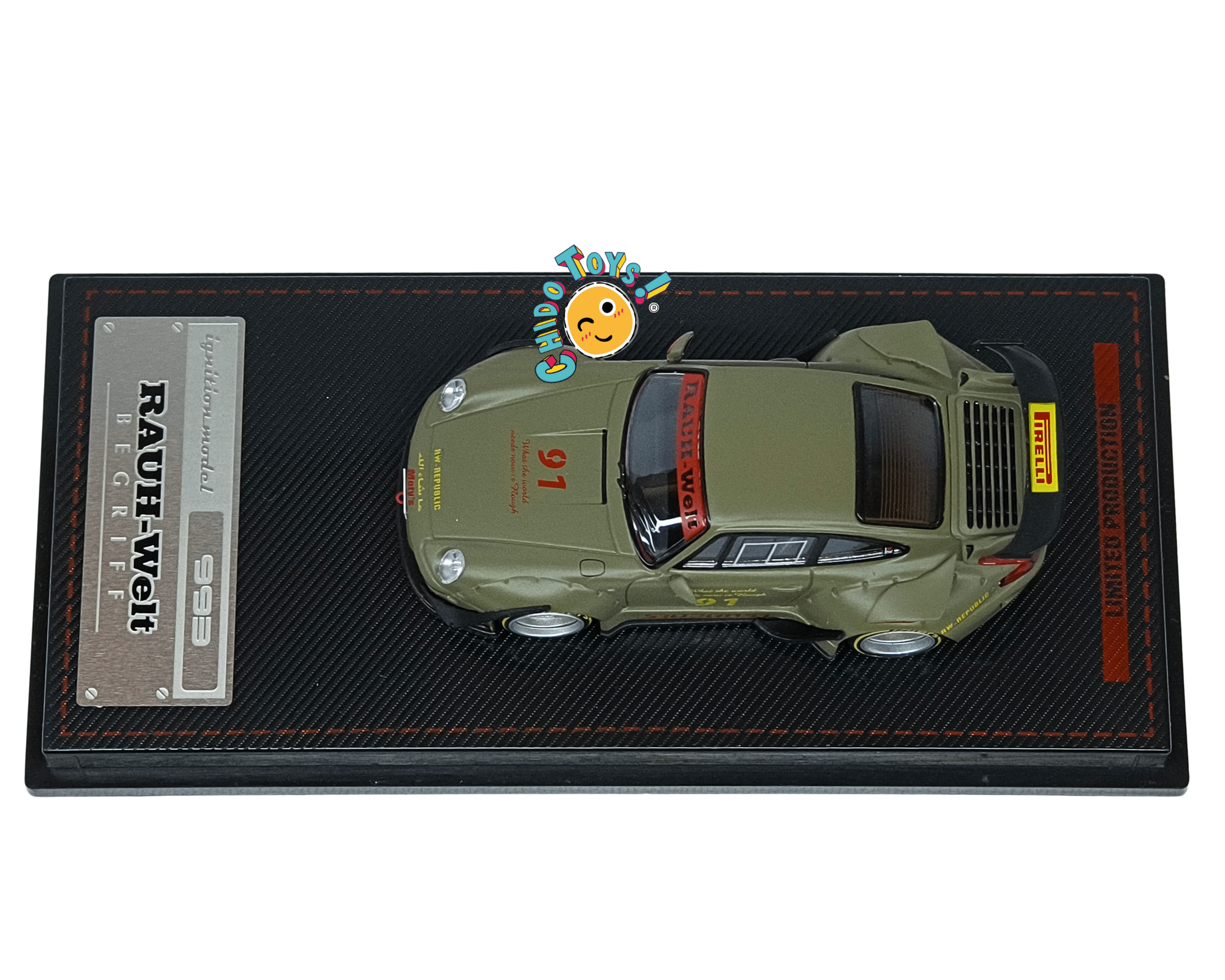 Ignition Model RWB 993 1:64 verde militar con capelo - Chido Toys