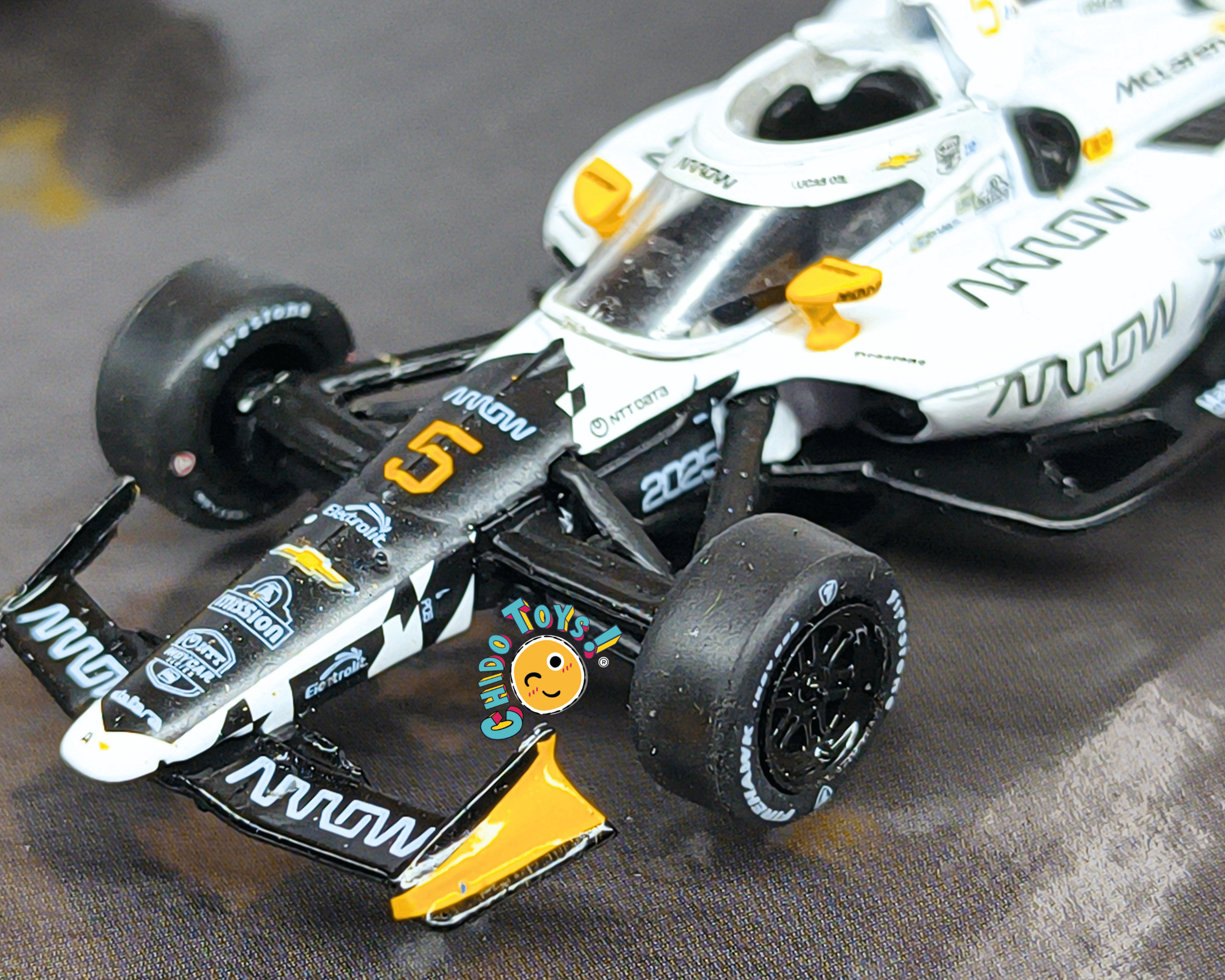 IXO America Indy 500 Set 3 Autos 1:64 Edición Limitada - Chido Toys