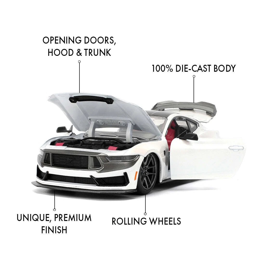 Jada 2024 Ford Mustang Dark Horse 1:24 blanco con apertura total - Chido Toys