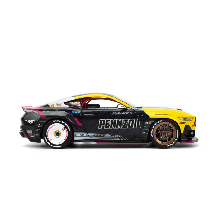 Jada Ben Hobson 2024 Ford Mustang RTR 1:24 Luces LED - Chido Toys