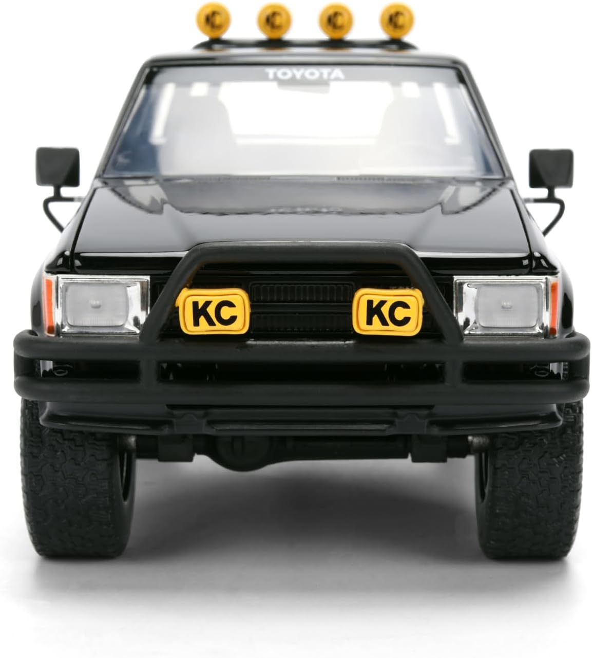 Jada Hollywood Rides Toyota SR5 Pickup 1985 1:24 negra con skateboard - Chido Toys