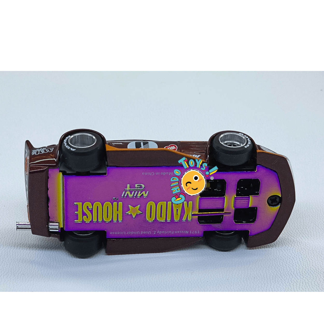 Kaido 023 House Fairlady Z 1971 1:64 café metálico, cofre móvil - Chido Toys