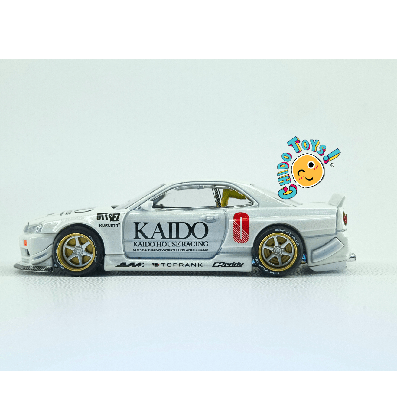 Kaido House 049 Nissan Skyline GT - R R34 White CHASE 1:64 | Cofre Abierto | Metal - Chido Toys