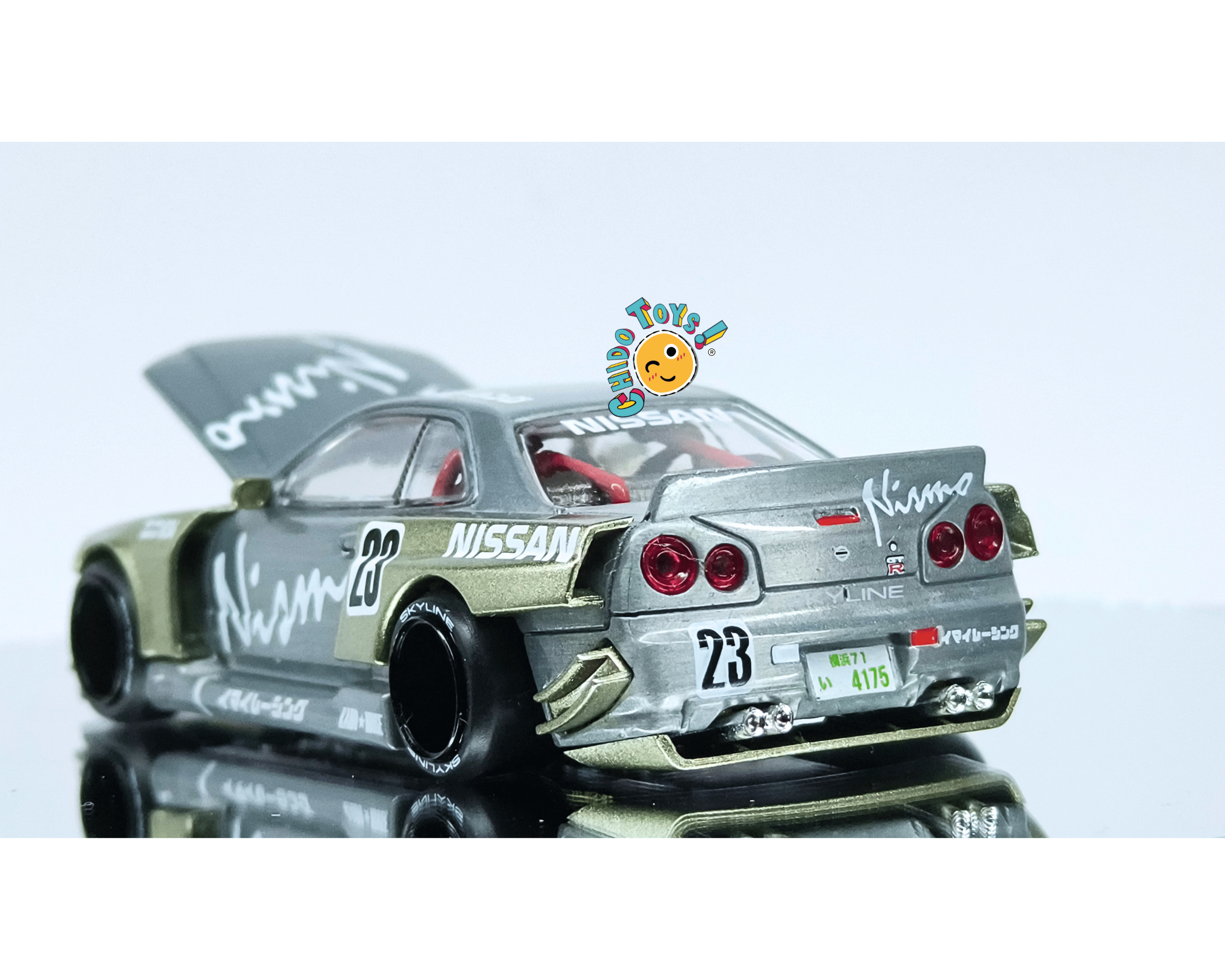 Kaido House 103 Nissan Skyline GT - R R34 Nismo CHASE 1:64 metal expuesto - Chido Toys