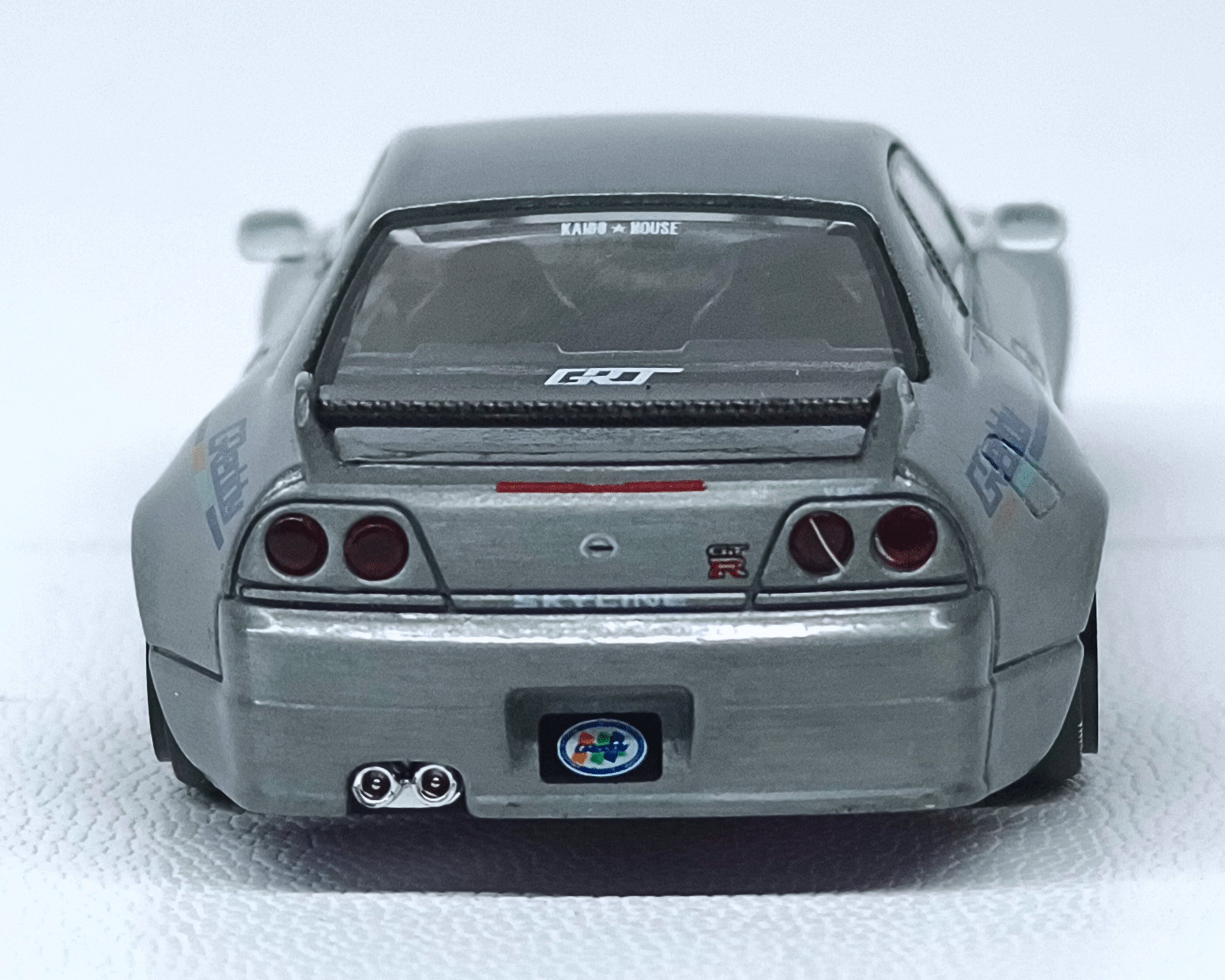 Kaido House Nissan Skyline GT - R R33 CHASE - Chido Toys
