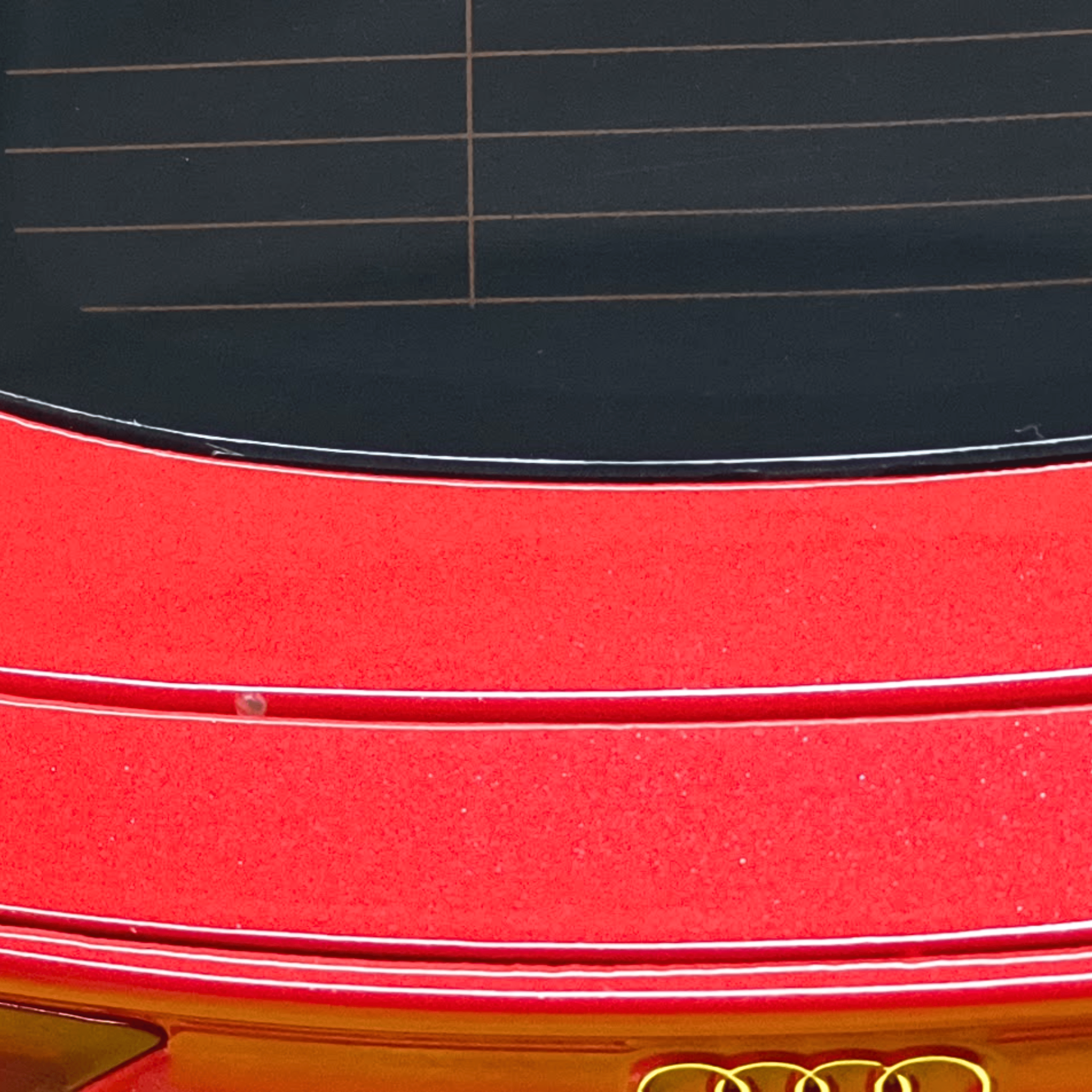 KengFai Audi RS7 Sportback C7 1:18 rojo diecast con apertura total - Chido Toys