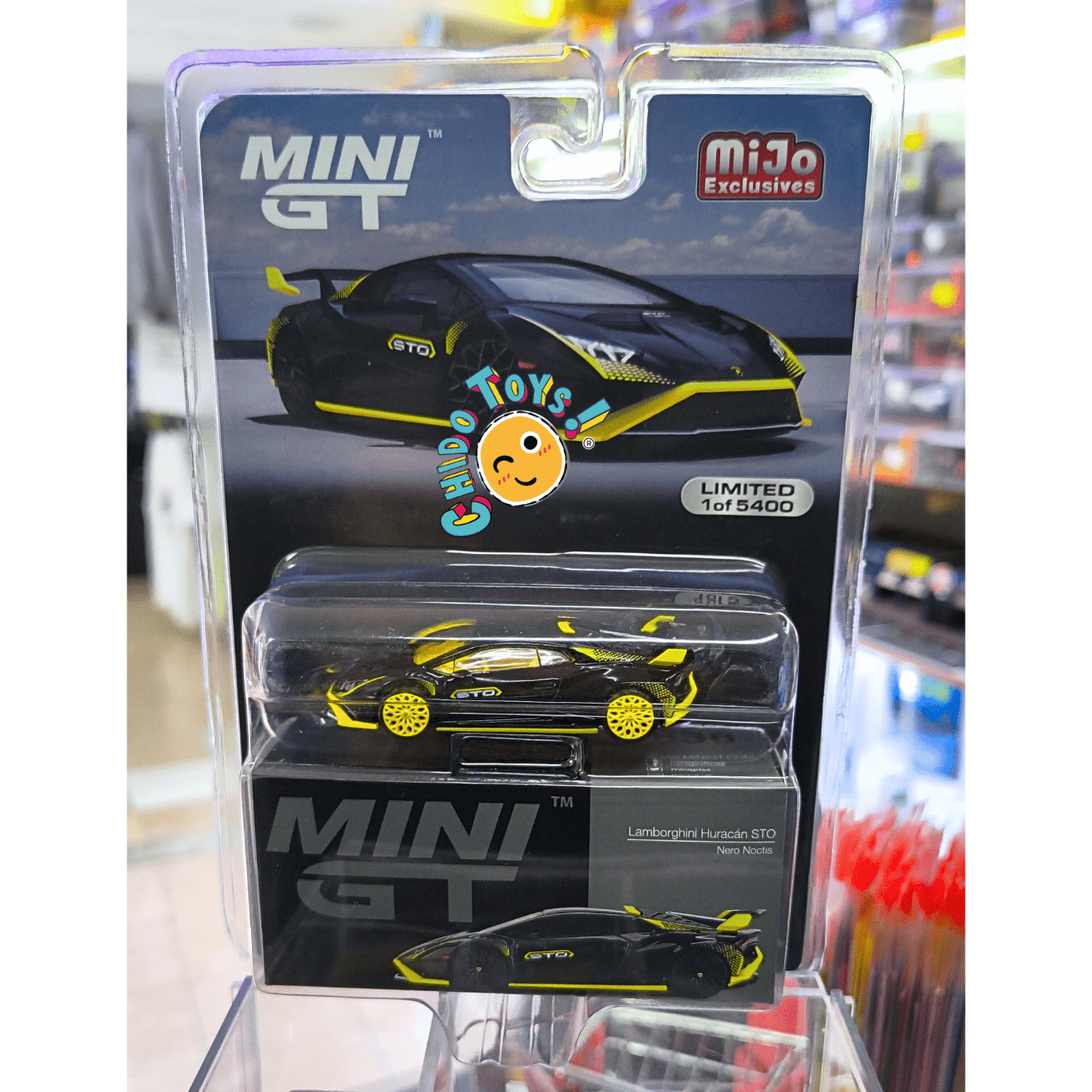 Lamborghini Huracán STO – Nero Noctis [CHASE] | Mini GT 1:64 - Chido Toys