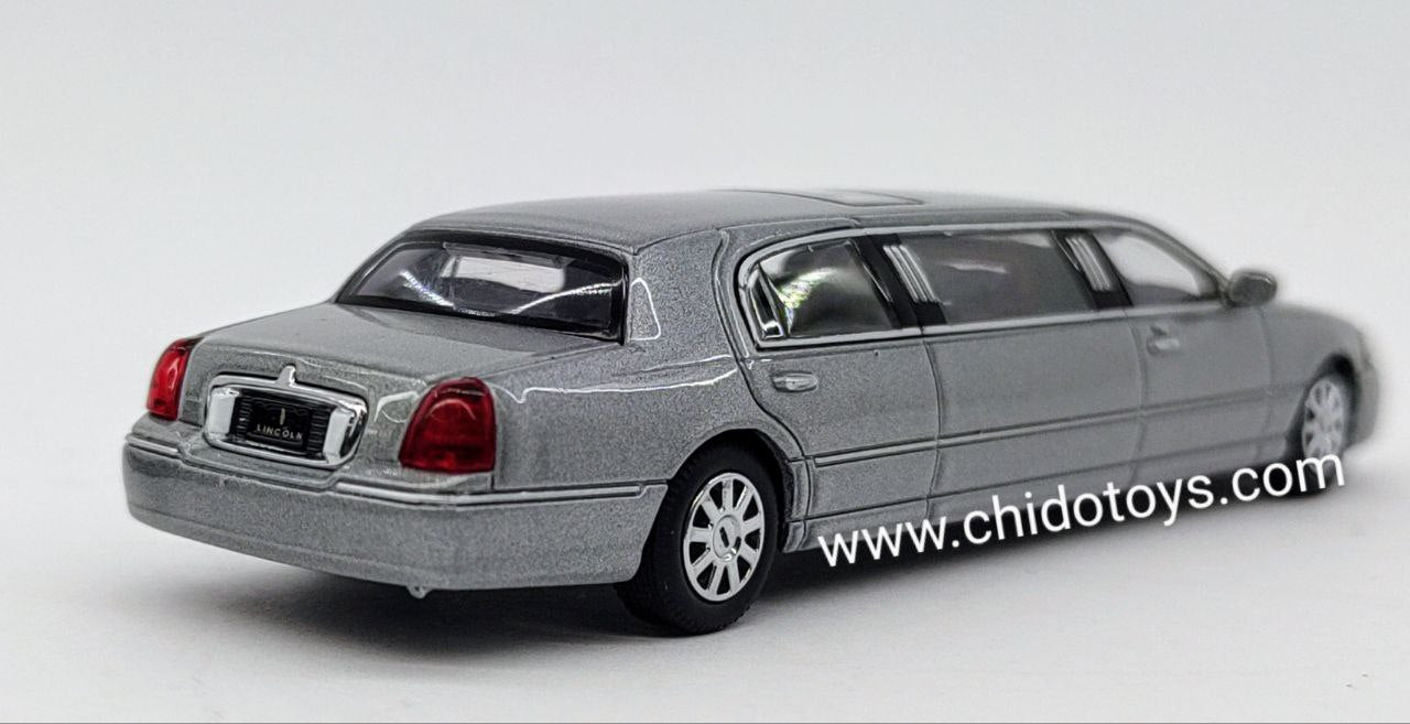 Limusina a escala marca GCD, Modelo Lincoln - Chido Toys