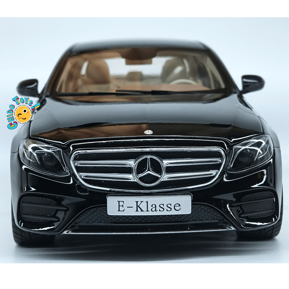 Mercedes-Benz Clase E W213 AMG Line iScale 1:18 Obsidian Black con apertura total - Chido Toys