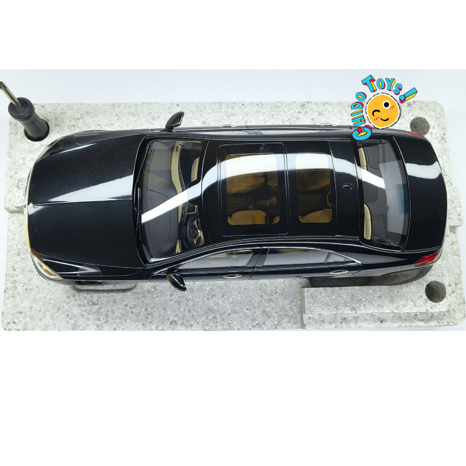 Mercedes-Benz S-Class V222 AMG Line 2017 Norev 1:18 Dealer Edition negro obsidiana - Chido Toys
