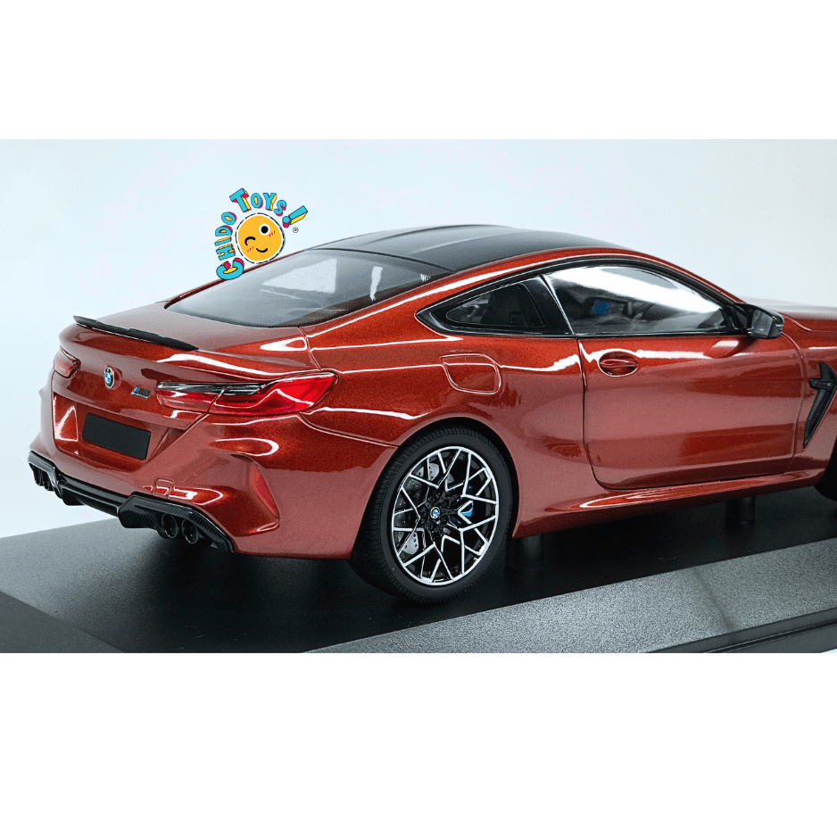Minichamps BMW M8 Competition Coupé 2020 1:18 Red Metallic con aperturas - Chido Toys