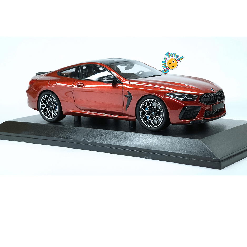 Minichamps BMW M8 Competition Coupé 2020 1:18 Red Metallic con aperturas - Chido Toys