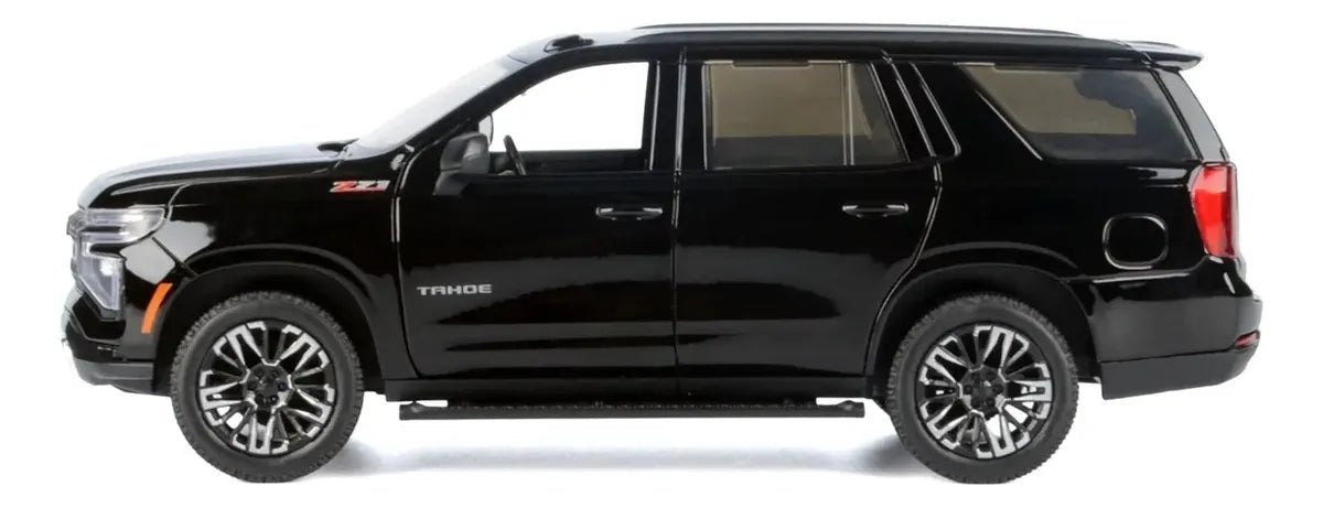 MotorMax Chevrolet Tahoe Z71 2025 1:24 negra con apertura de puertas y cajuela - Chido Toys