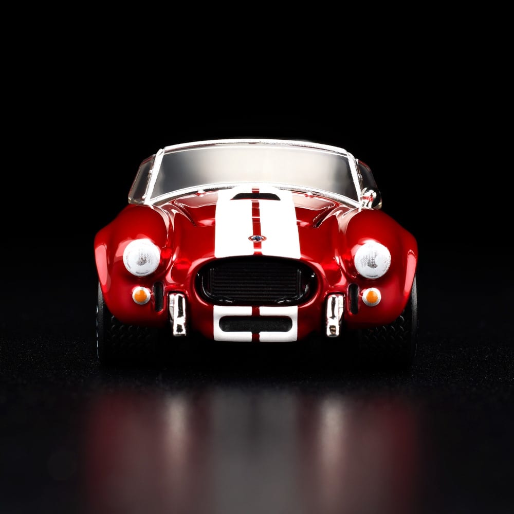 Hot Wheels RLC 1965 Shelby Cobra 427 S/C 1:64 Spectraflame Red con cofre abatible