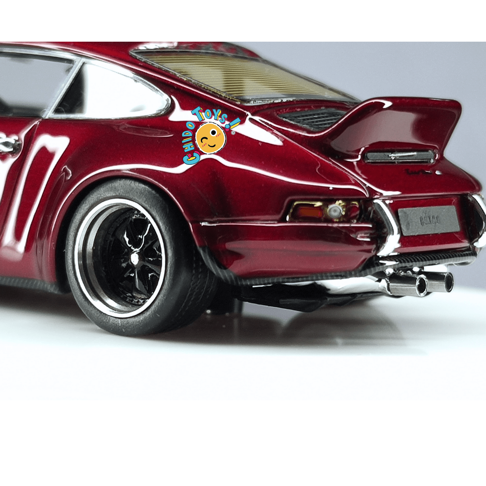 MY64 Kaege Retro Turbo Arena Red Metallic 1:64 – Resina sellada, edición limitada 199 piezas - Chido Toys