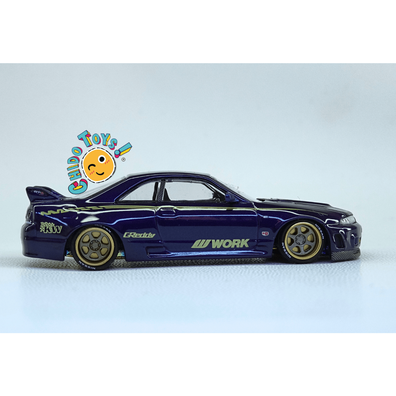 Nissan Skyline GT - R R33 Kaido House 072 Works V1, escala 1:64 - Chido Toys