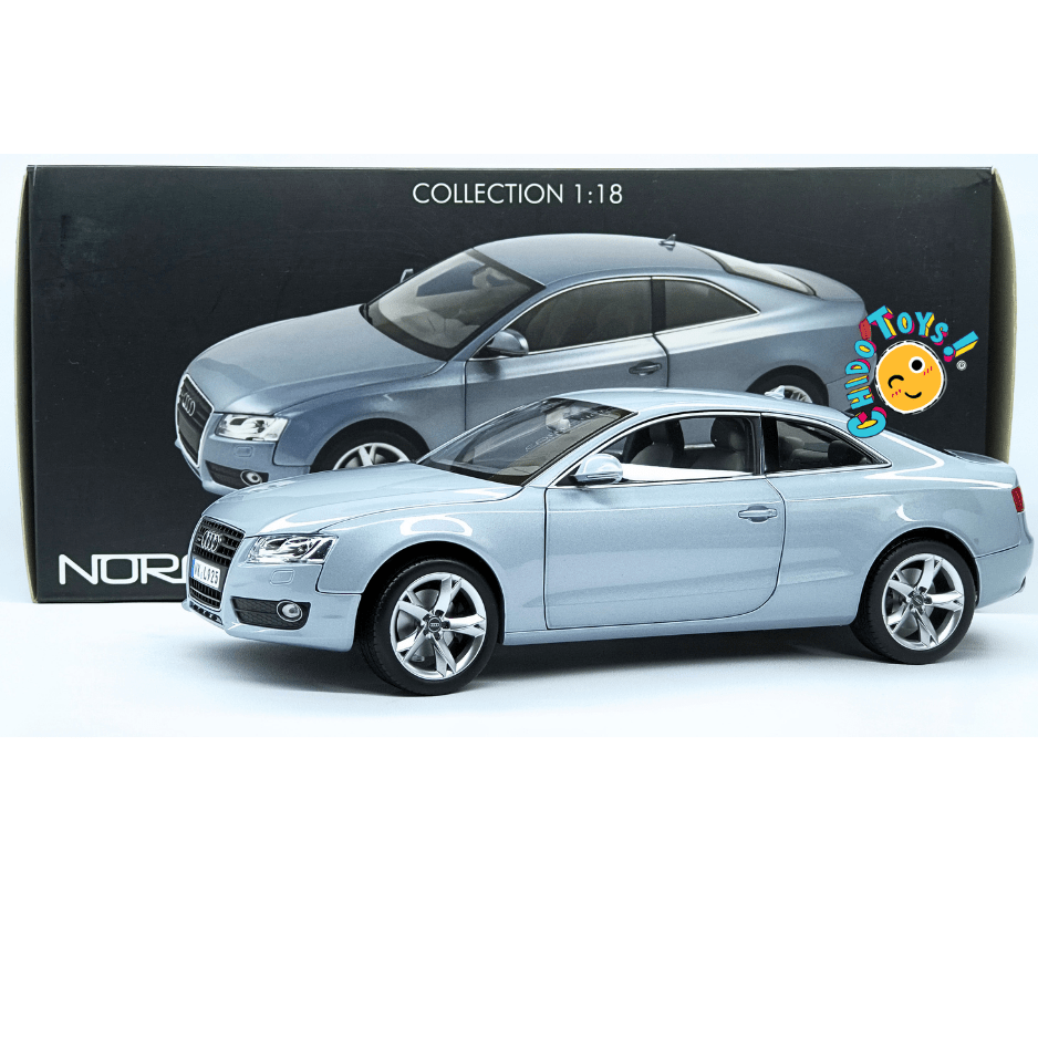 Norev Audi A5 Coupé 2007 1:18 Monza Silver con apertura total - Chido Toys