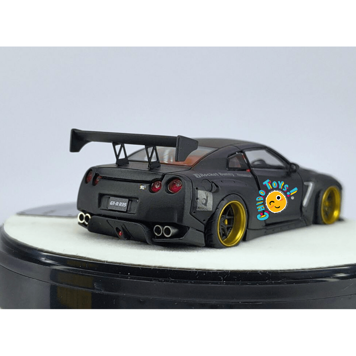 PGM Nissan GT - R R35 Rocket Bunny Negro 1:64 Edición Limitada - Chido Toys