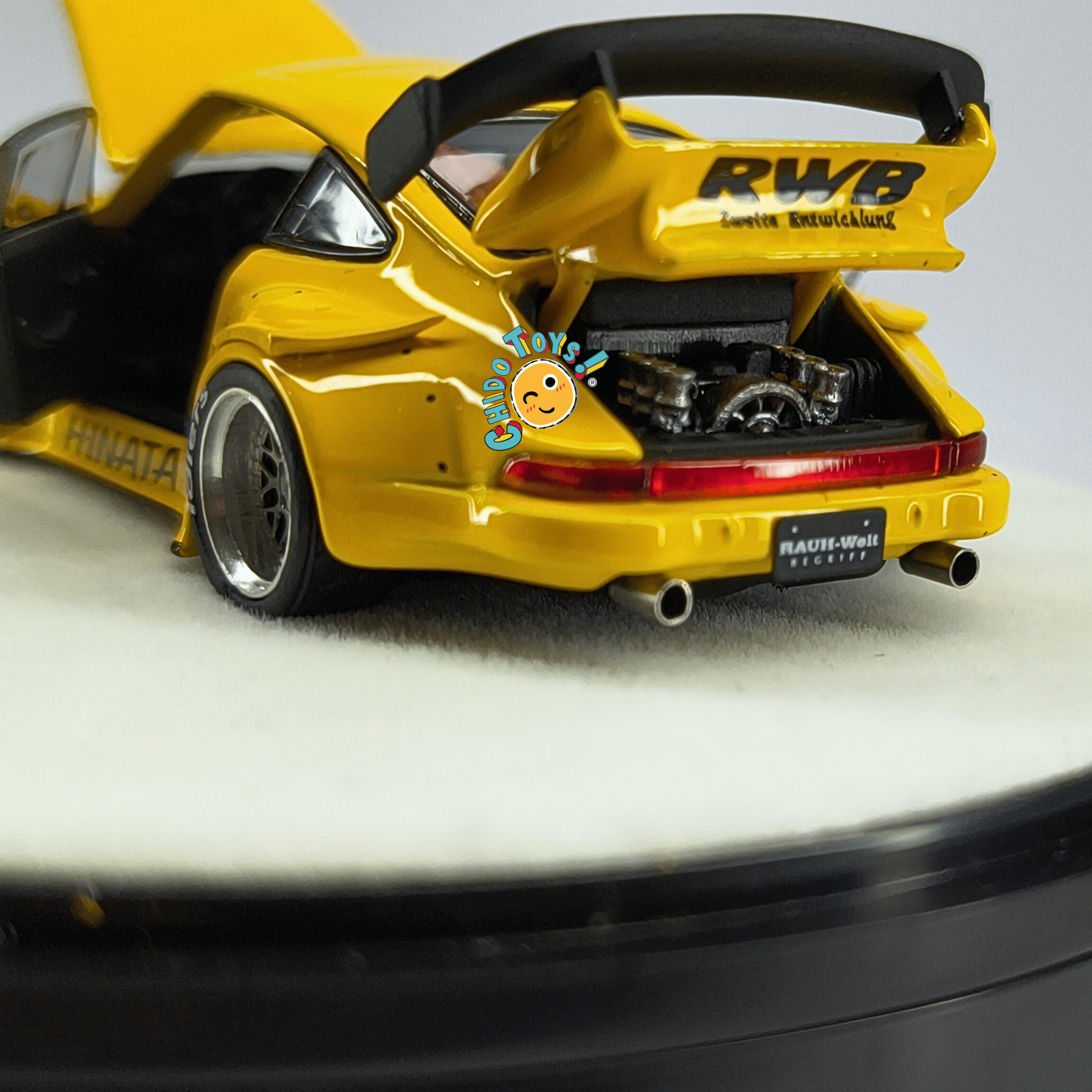 PGM Porsche RWB 993 Hinata TMCS 2025 1:64 edición limitada - Chido Toys
