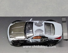 Cargar imagen en el visor de la galería, Auto a escala marca Lang Feng (LF)  Model, Nissan 350 Z &quot;DK&quot; Fast and Furious
