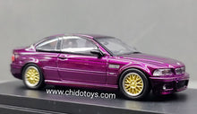 Cargar imagen en el visor de la galería, Auto a escala marca Stance Hunters, modelo E46 BMW M3 Red Gold BBS

