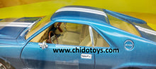 Cargar imagen en el visor de la galería, Auto a escala 1:18, Marca American Muscle &amp; ERTL, Modelo 1968 AMC AMX
