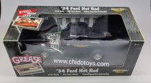 Cargar imagen en el visor de la galería, Auto a escala marca ERTL &quot;American Muscle&quot;, Modelo Ford 34´ Hot Rod, Película Grease
