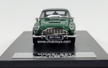 Cargar imagen en el visor de la galería, Auto a escala marca DCM, Modelo DB5 1964
