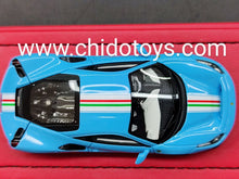 Cargar imagen en el visor de la galería, Auto a escala marca Rotating Wheel, Modelo Ferrari 488 Pista
