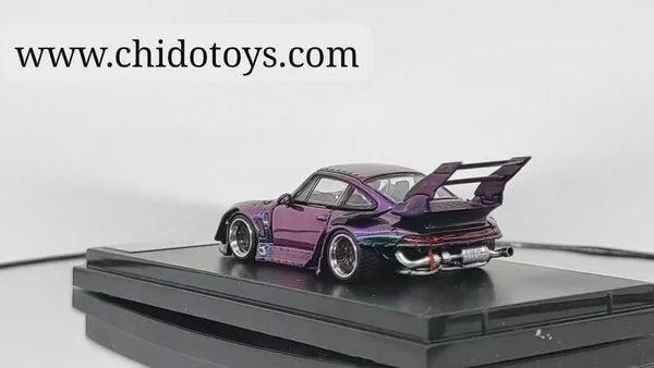 Auto a escala marca Steet Weapon, Modelo RWB 993, Camaleón, Doble Alerón