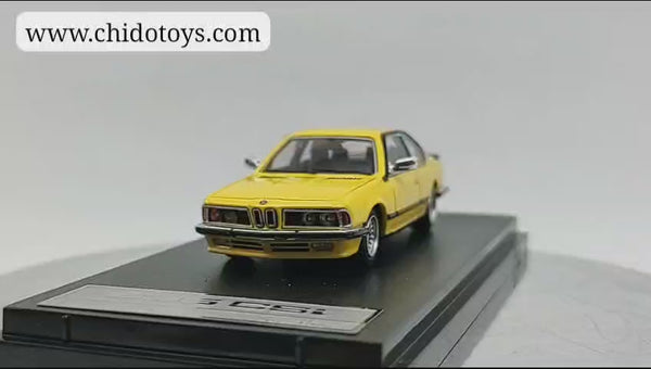 Auto a escala marca Street Warrior Modelo 635 CSI