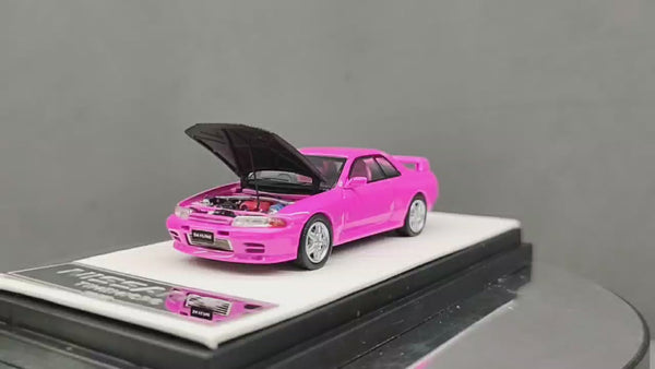 Auto a escala marca Time Micro Modelo Nissan GTR R32 Rose Pink