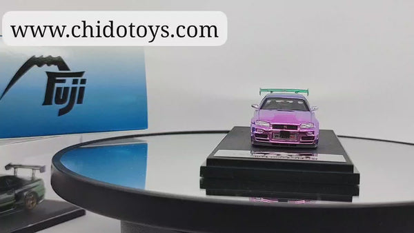 Auto a escala marca Fuji, Modelo Skyline GT-R R34 Nismo Z-Tune High Wing Purple-Blue Gradient