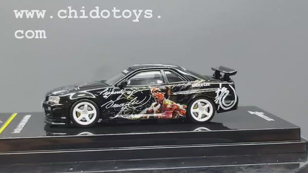 Auto a escala marca Inno 64, Skyline R34 Black conmemorativo Bruce Lee