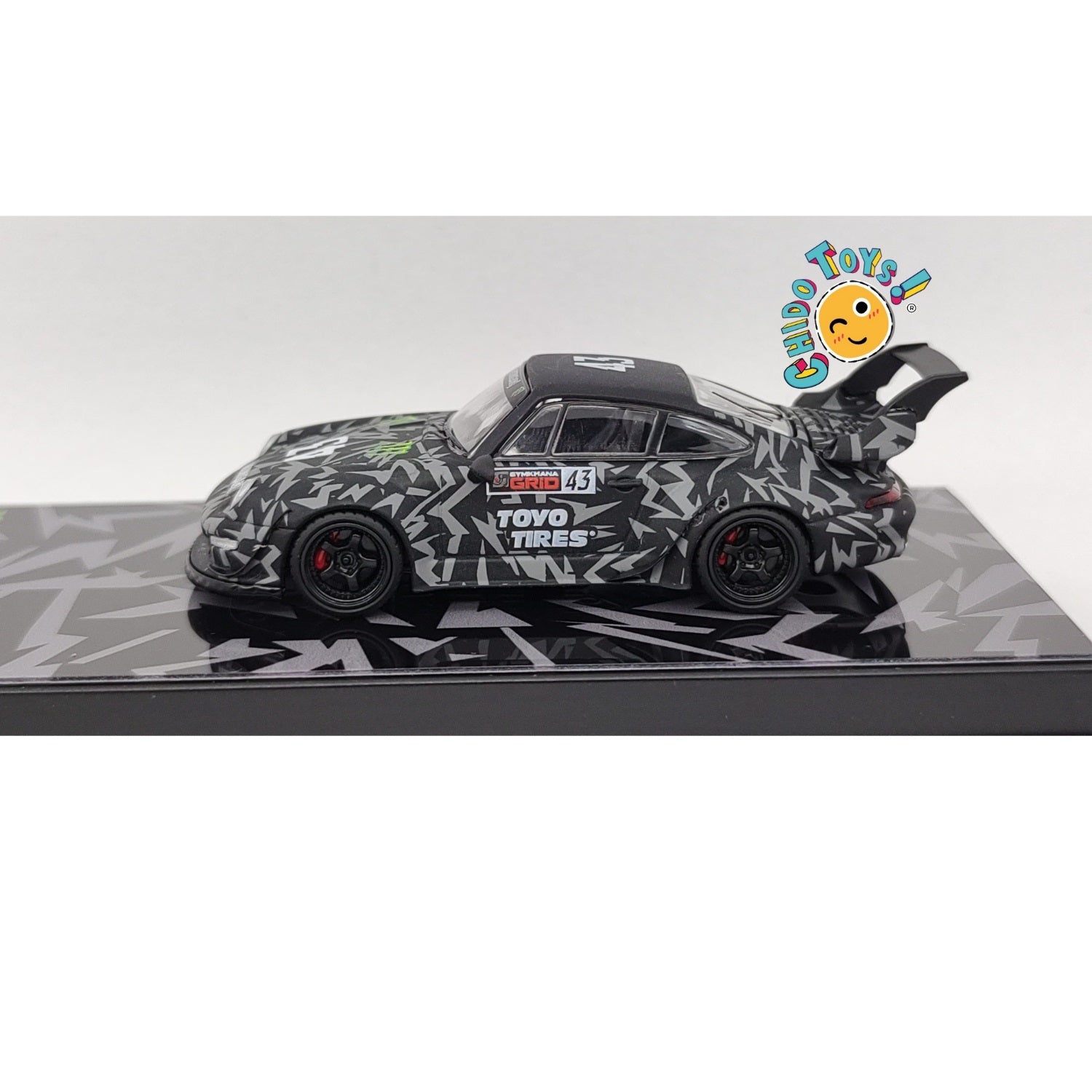 RWB 993 Hoonipigasus Monster (1:64) – Edición Flame - Chido Toys