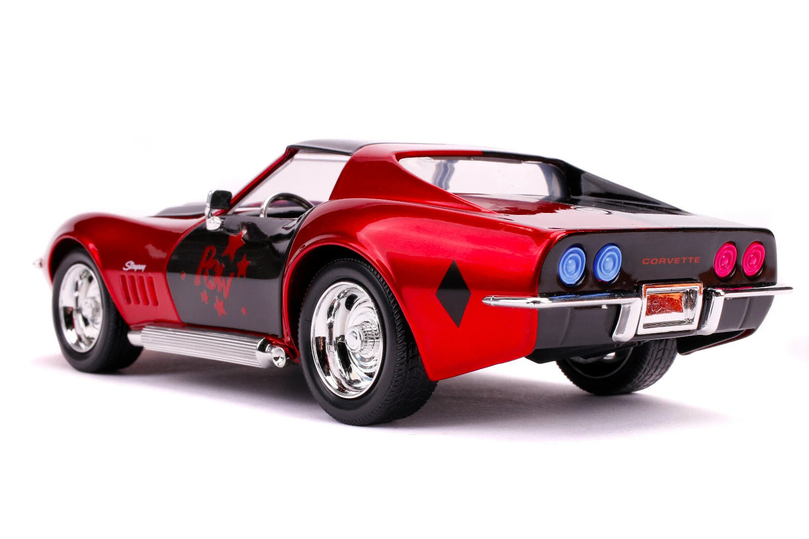 Jada Toys Chevrolet Corvette Stingray 1969 Harley Quinn 1:24 con figura