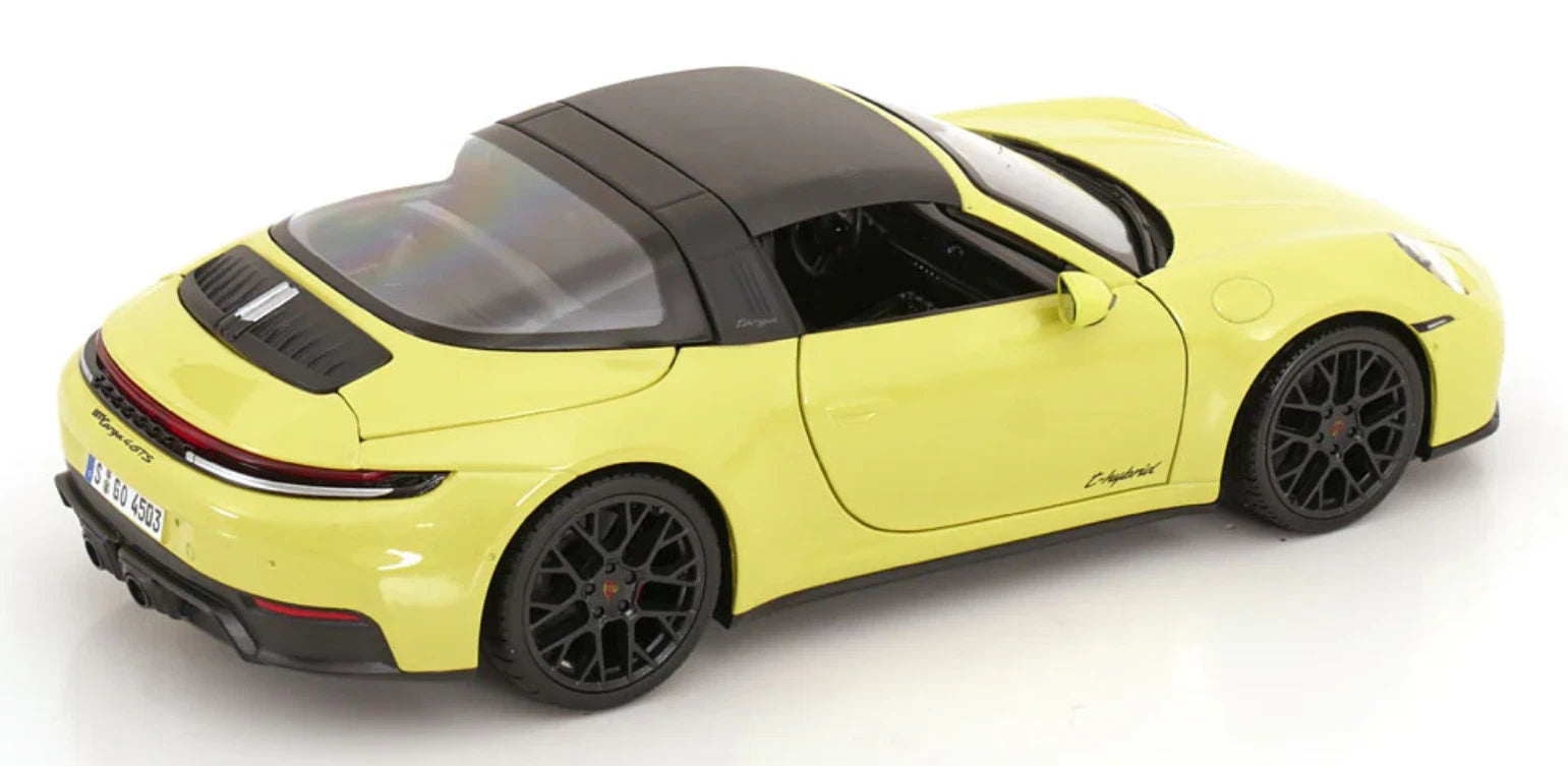 Maisto Porsche 911 Targa 4 GTS 992.2 1:18 amarillo con apertura total