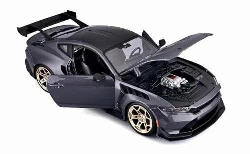 Maisto Ford Mustang GTD 2025 1:18 gris metálico con apertura y suspensión