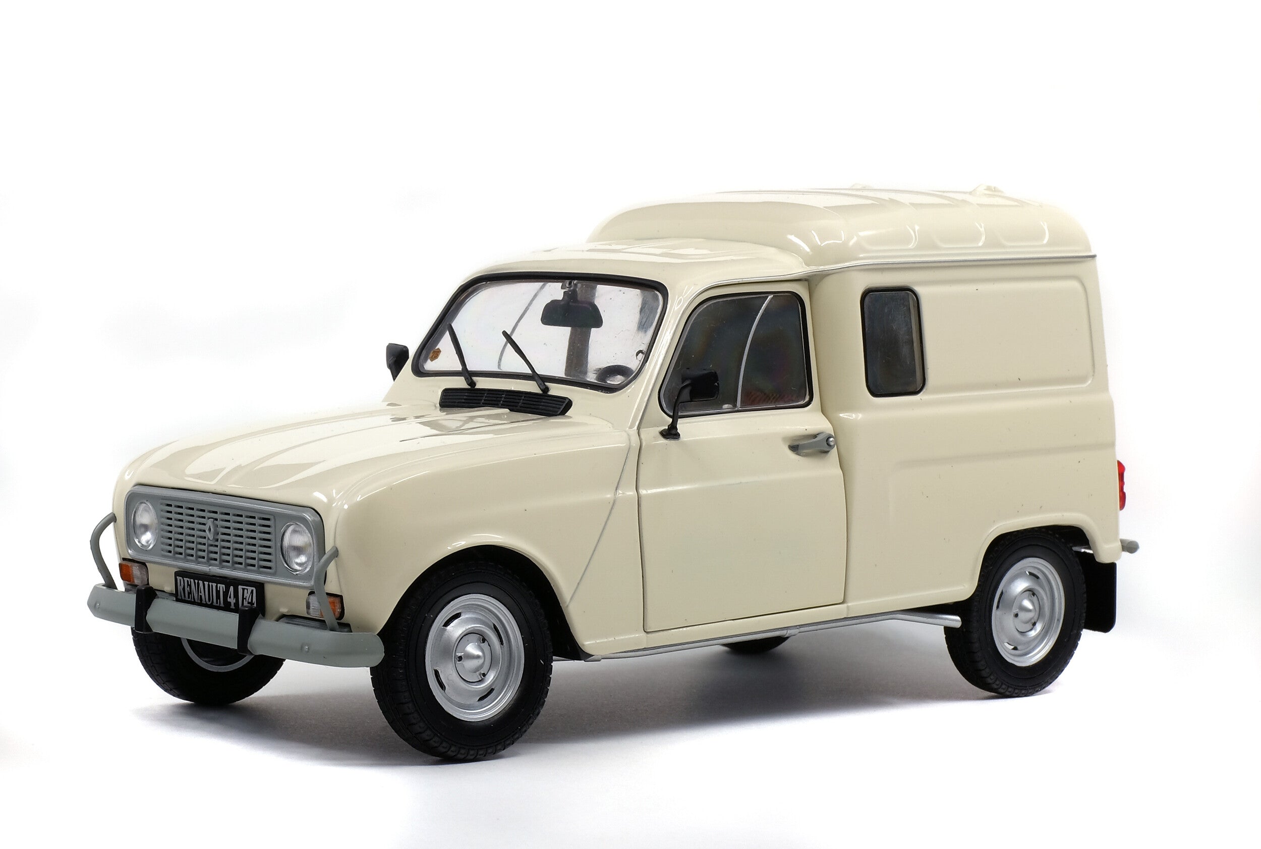 Solido Renault 4 F4 1975 escala 1:18 color beige con puertas abatibles, interior detallado y llantas de goma.