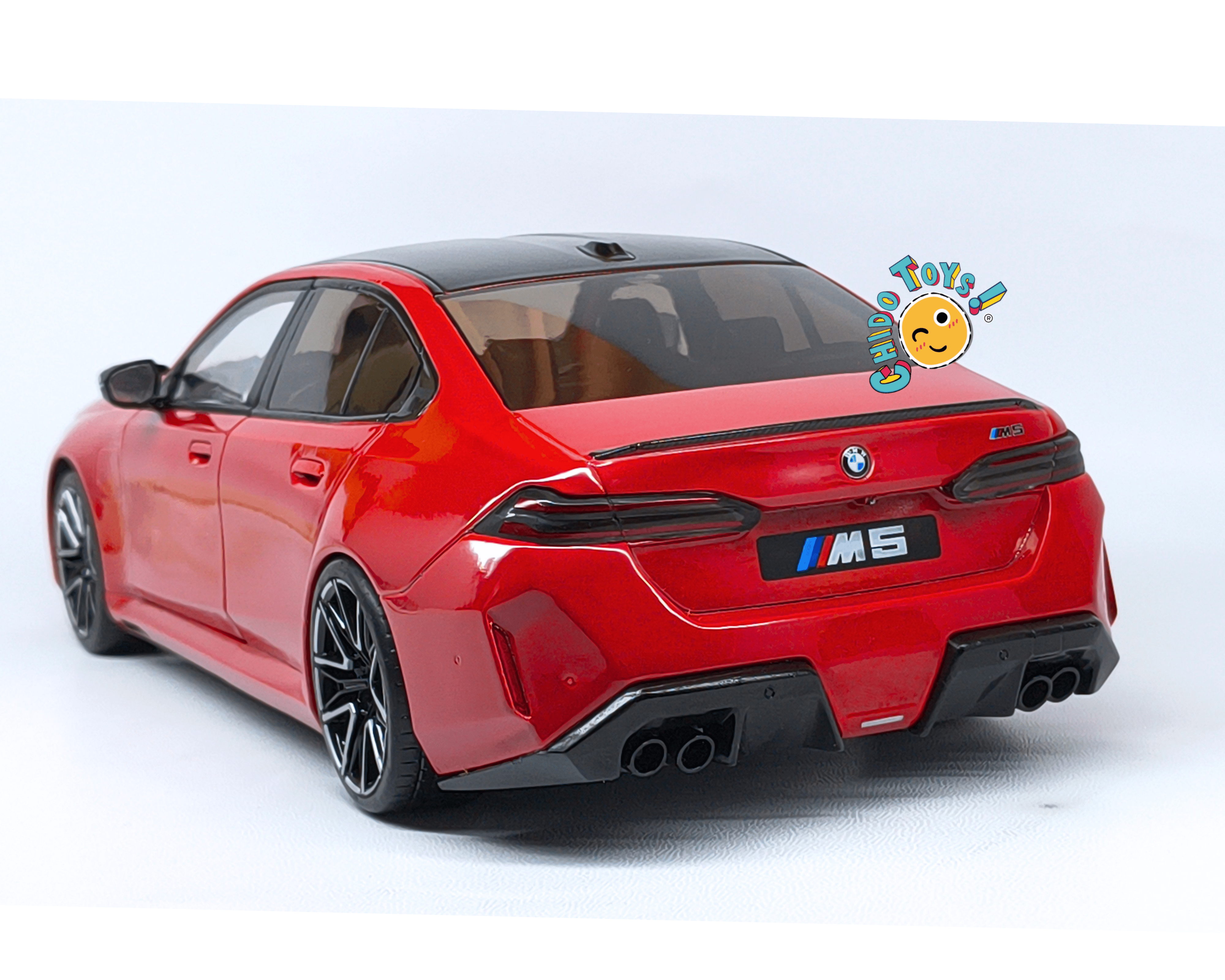 Solido BMW M5 2025 1:18 Fire Red Dirección Funcional - Chido Toys