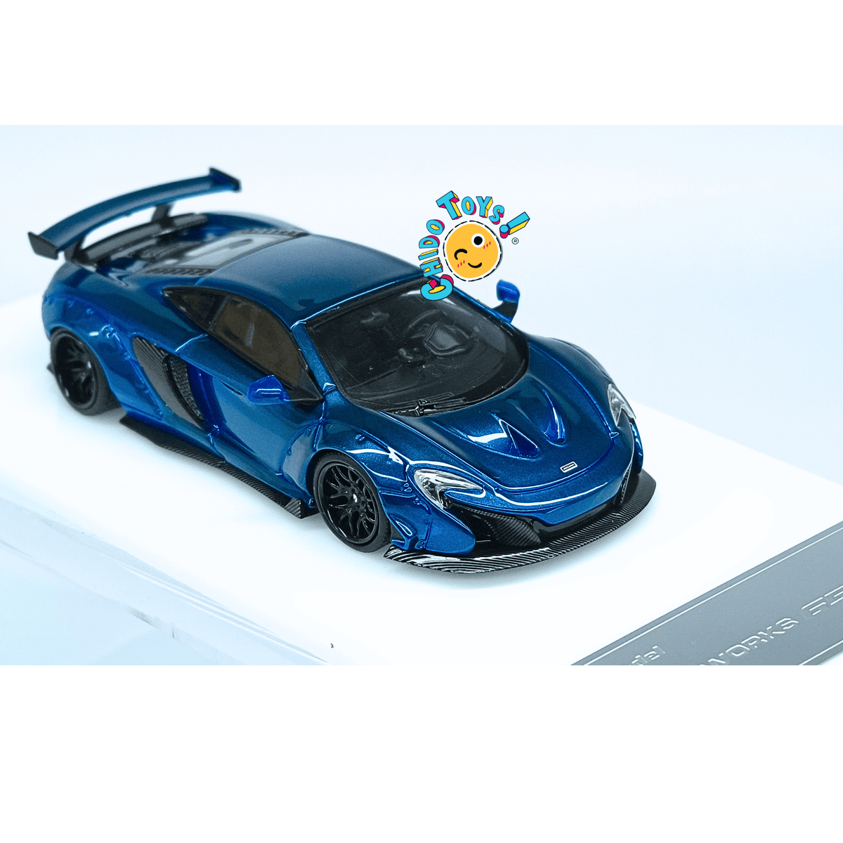 Star Model McLaren 650S Liberty Walk oficial 1:64 azul metálico con llantas adicionales - Chido Toys
