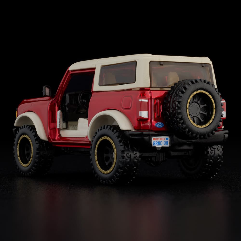 Hot Wheels RLC 2021 Ford Bronco 1:64 Spectraflame Red con puertas y techo removibles