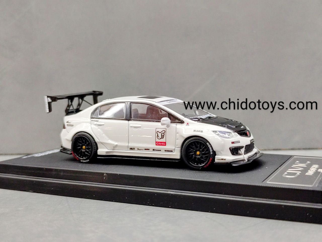 Time Micro Honda Civic Widebody Blanco 1:64 con Capelo - Chido Toys
