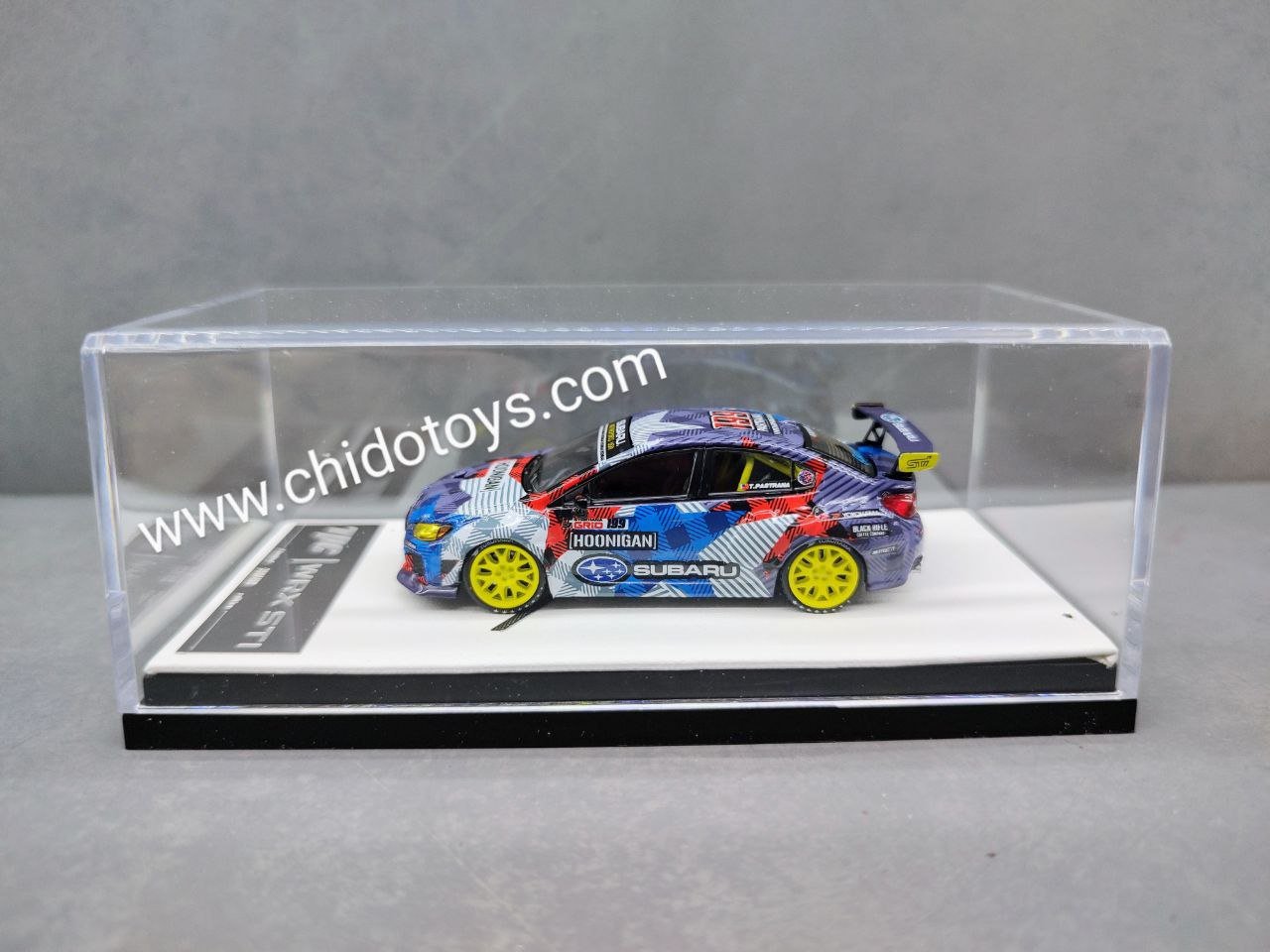 TPC Subaru WRX STI Travis Pastrana 1:64 edición limitada - Chido Toys
