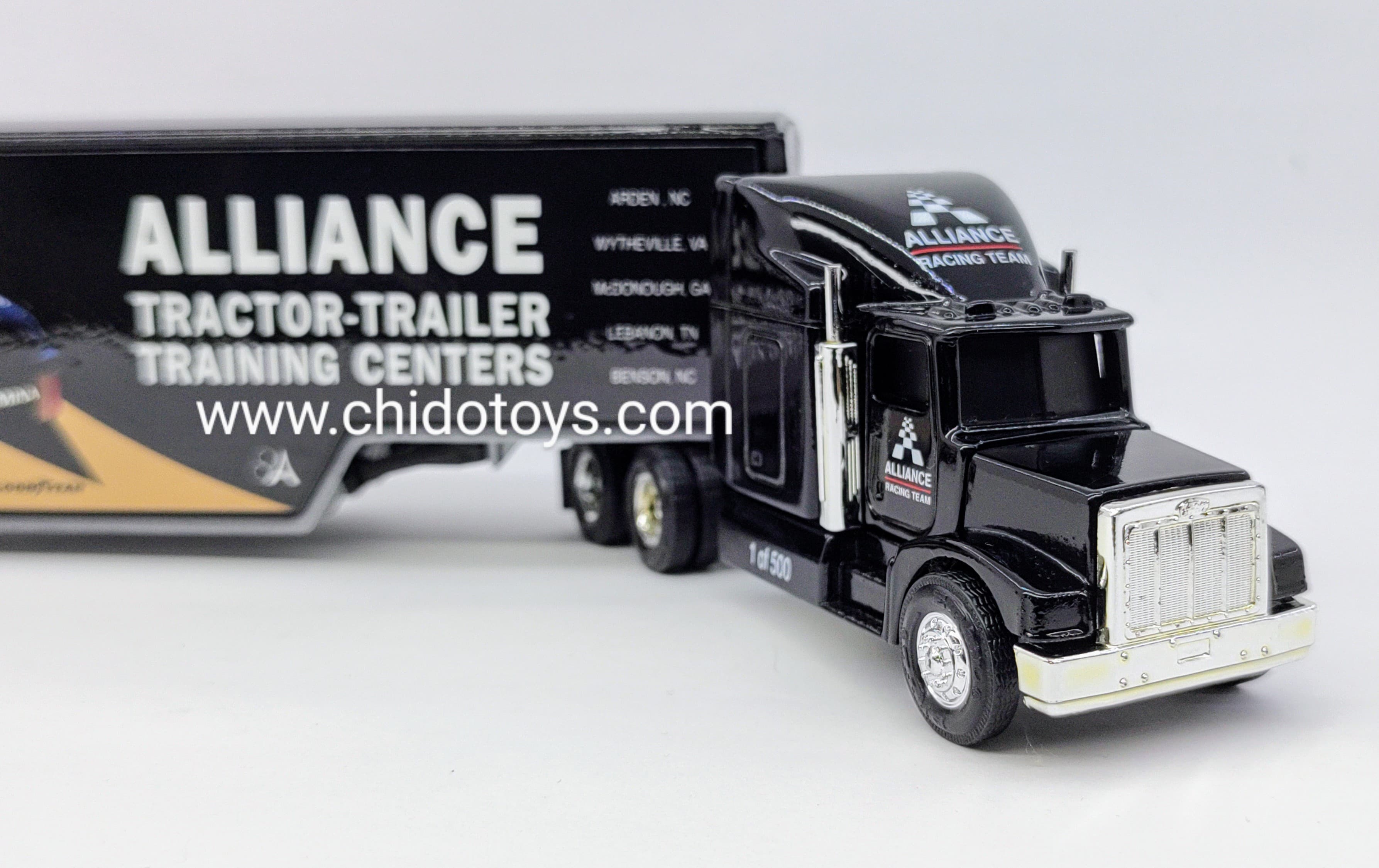 Trailer a escala marca ERTL Modelo Peterbilt 377A/E - Chido Toys